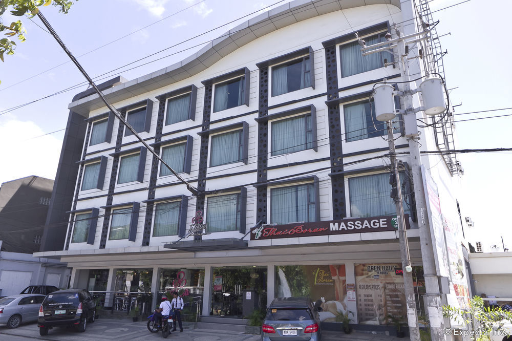 Eloisa Royal Suites Lapu-Lapu City Exterior photo